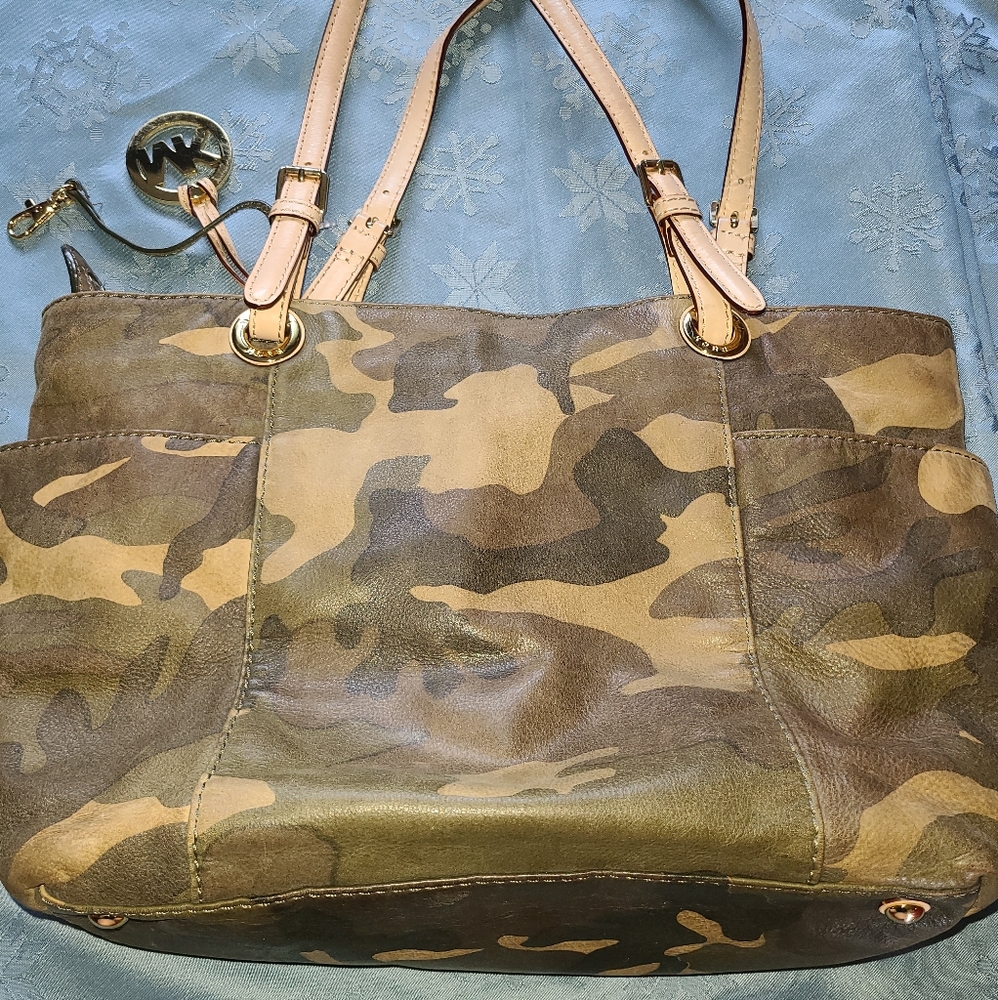 Michael Kors Camo purse